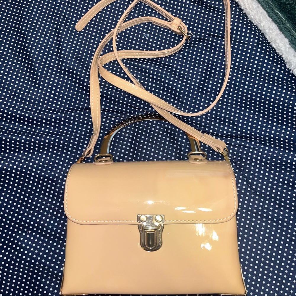 Elegant Cream Handbag